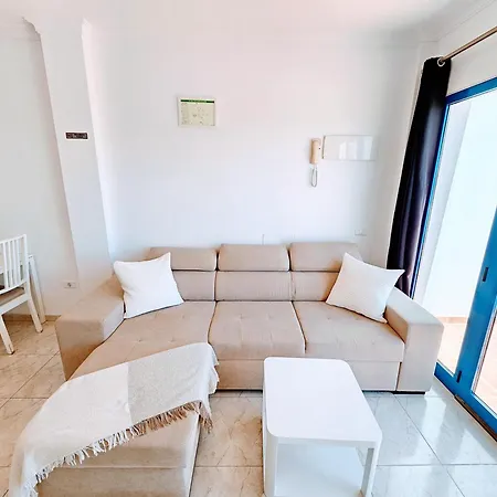 Eagle View Santa Claudia *